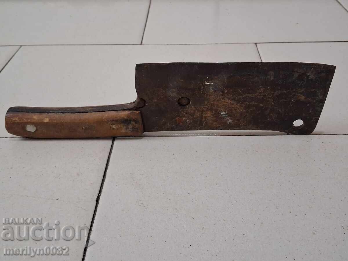 Δημοπρασία Σάτυρος, τσεκούρι, μαχαίρι, σφυρήλατο σίδερο Δημοπρασία Σάτυρος, τσεκούρι, μαχαίρι, σφυρήλατο σίδερο