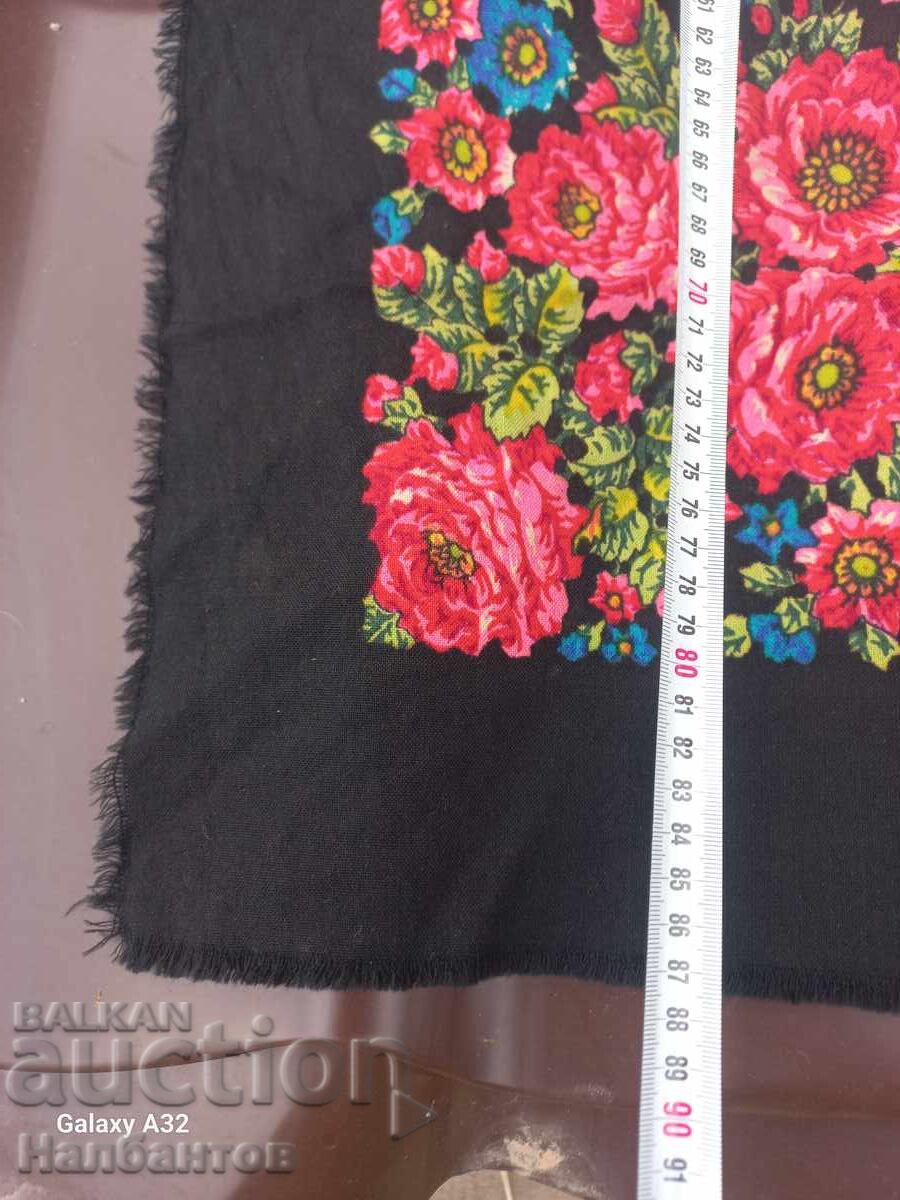 СТАРА КЪРПА ЗА ГЛАВА ЗАБРАДКА НОСИЯ с цена 350.00 лв. | € 178.95