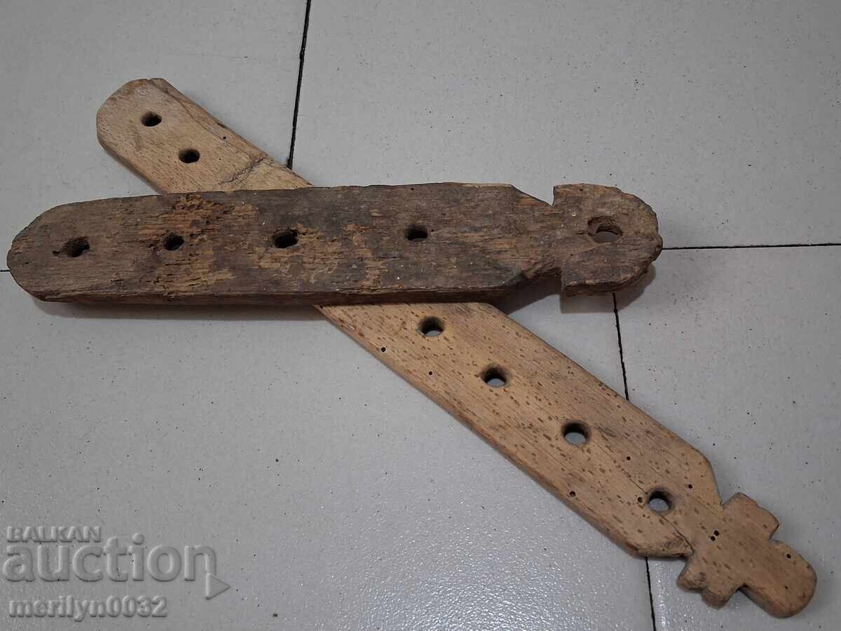 Παράδοση Ξύλινα στοιχεία από αργαλειούς, ξύλινα