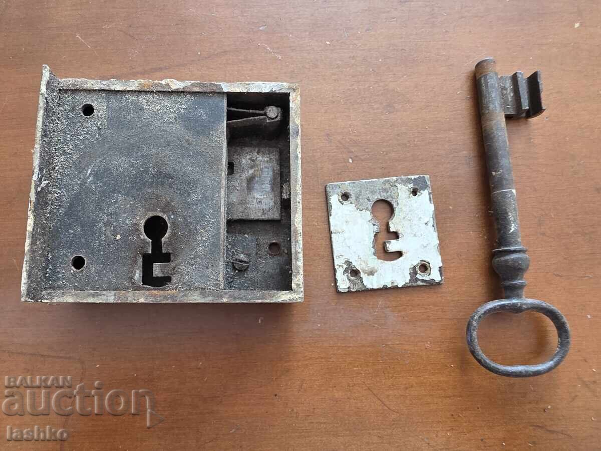 Παλιό λουκέτο Παλιό λουκέτο