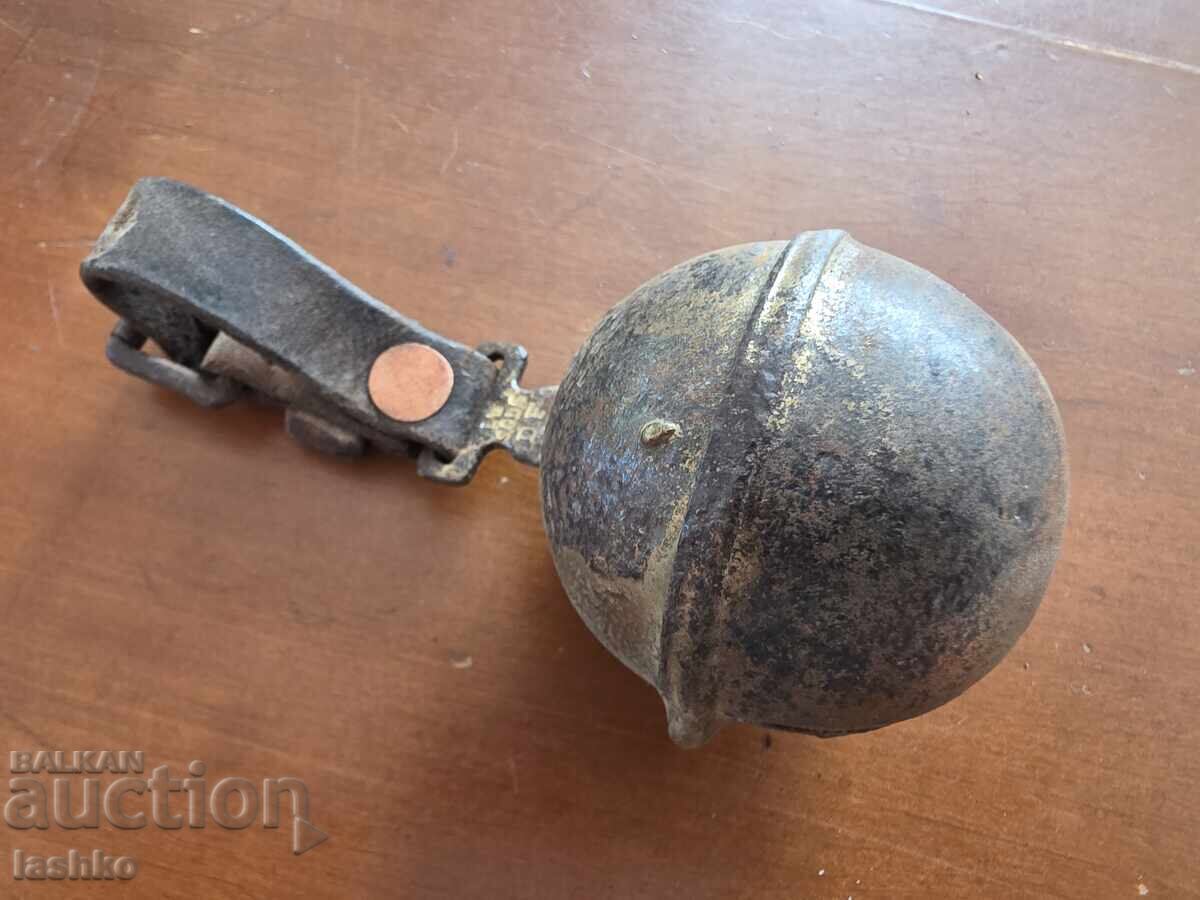 Clopoțel de bronz pentru ham de cai tip "nucă"