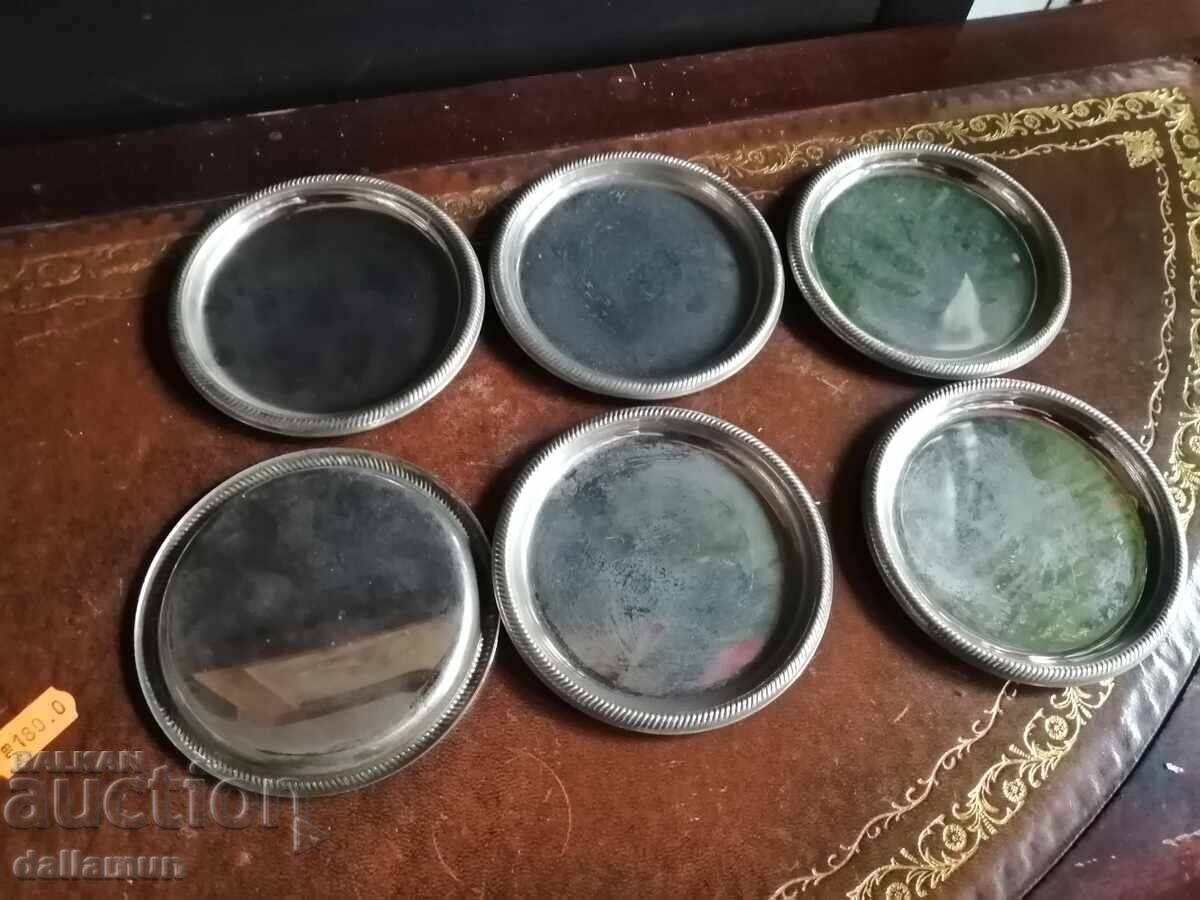 Доставка на 6 броя метални поставки за чаши на стойка