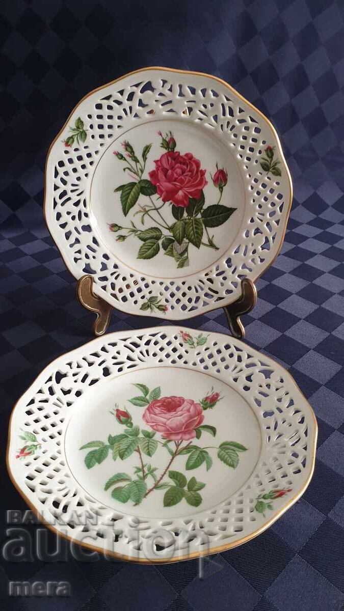 Porcelain openwork collector plates - Schumann Arzberg with price 40.00 BGN | € 20.45 Porcelain openwork collector plates - Schumann Arzberg with price 40.00 BGN | € 20.45