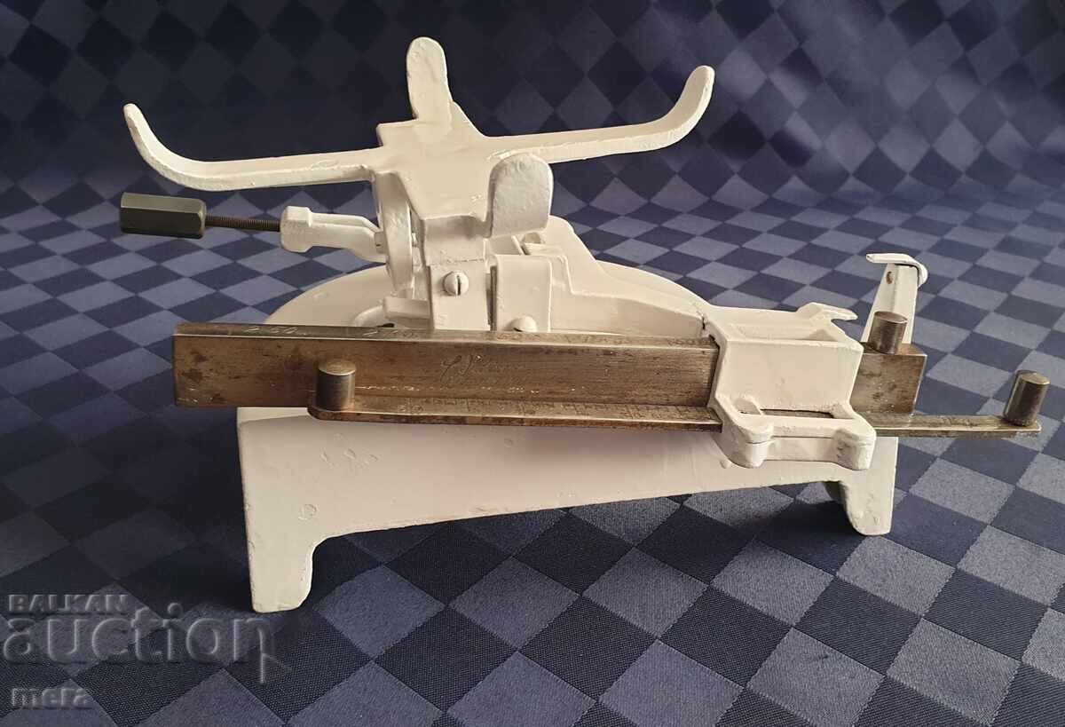 Antique Austrian Scale L.Gruner