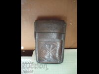 Husă de piele pentru țigări de la magazinul "SBH" din perioada socialistă