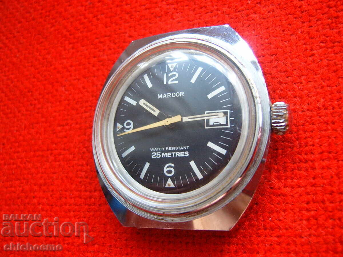 Auction MARDOR water resistant 25 METRES retro men's wristwatch Auction MARDOR water resistant 25 METRES retro men's wristwatch