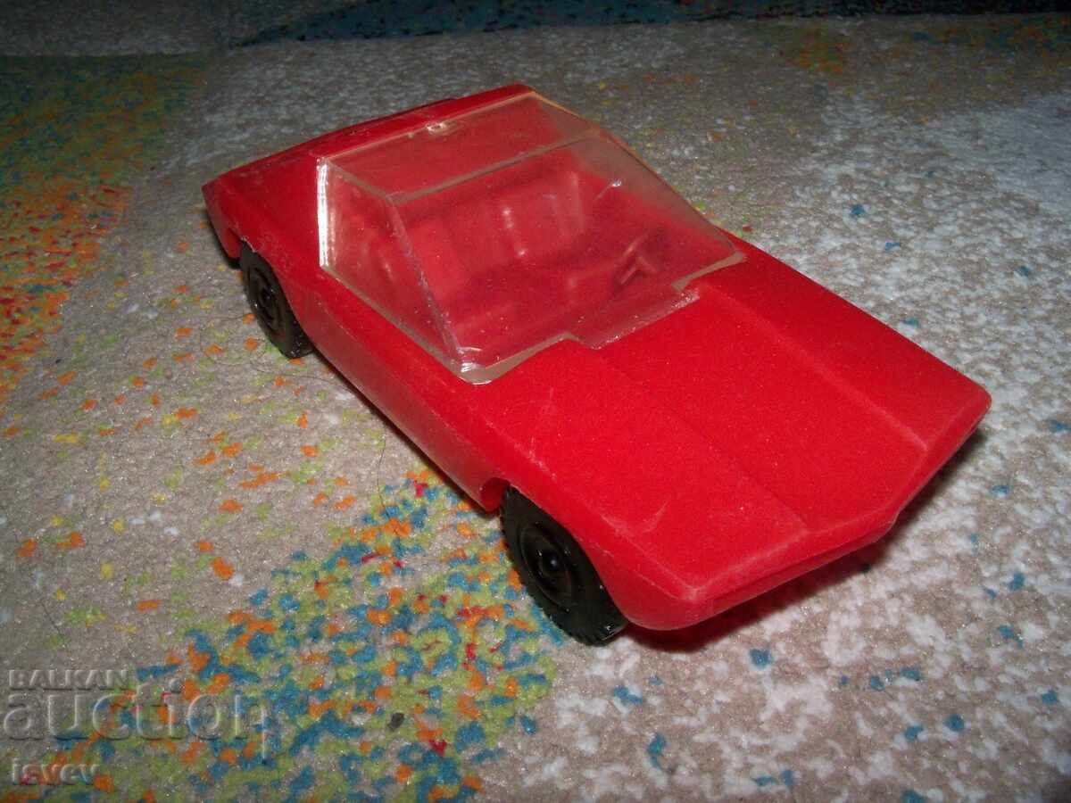 Πλαστικό καρότσι παιχνίδι με τιμή 15.00 BGN | € 7.67