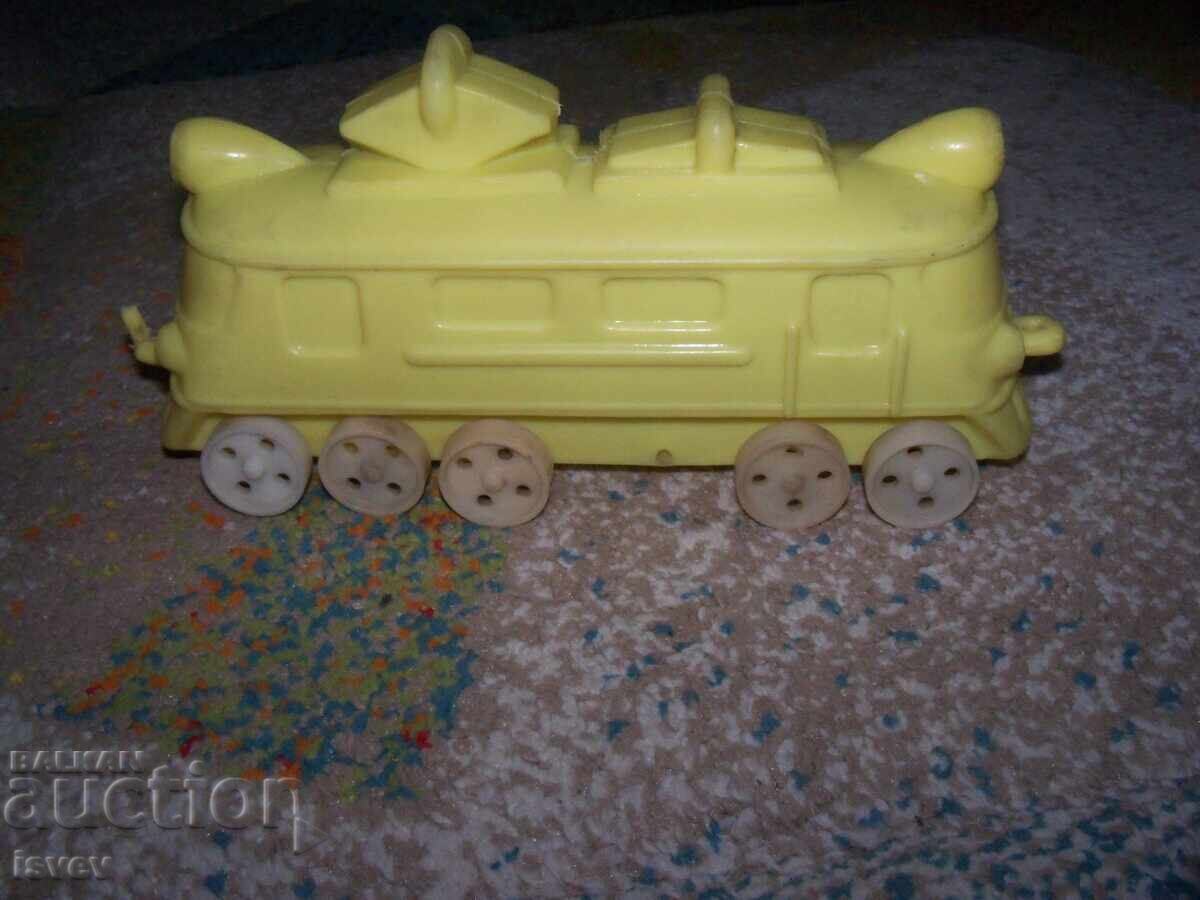 Delivery of Plastic train, locomotive, social toy. Length 21 cm Delivery of Plastic train, locomotive, social toy. Length 21 cm