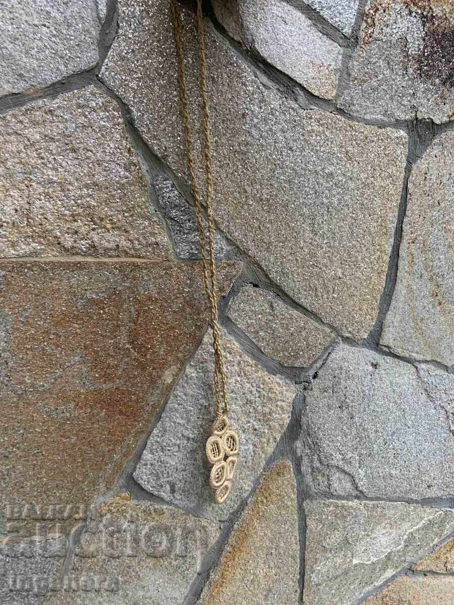 Delivery of HAND-KNITTED NECKLACE PENDANT