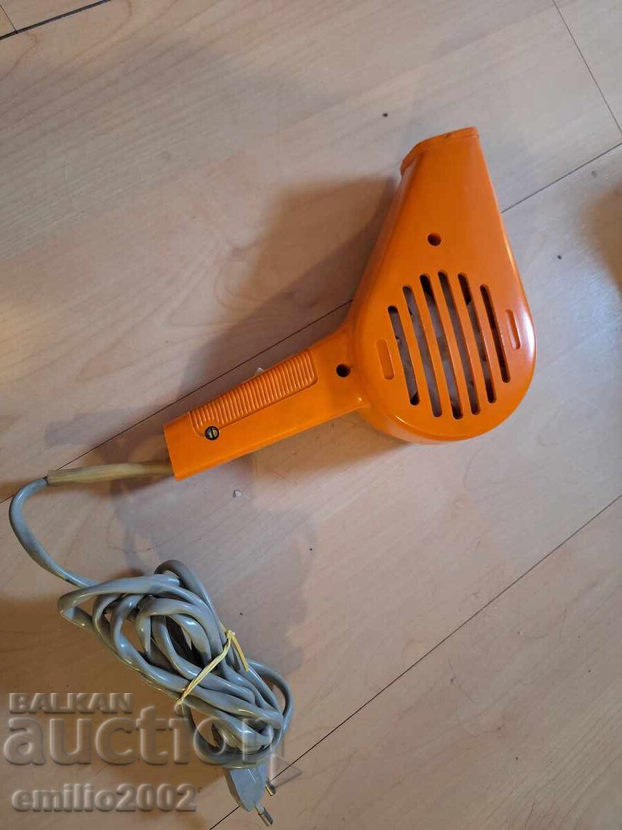 GDR Retro Social Dryer with price 9.00 BGN | € 4.60 GDR Retro Social Dryer with price 9.00 BGN | € 4.60