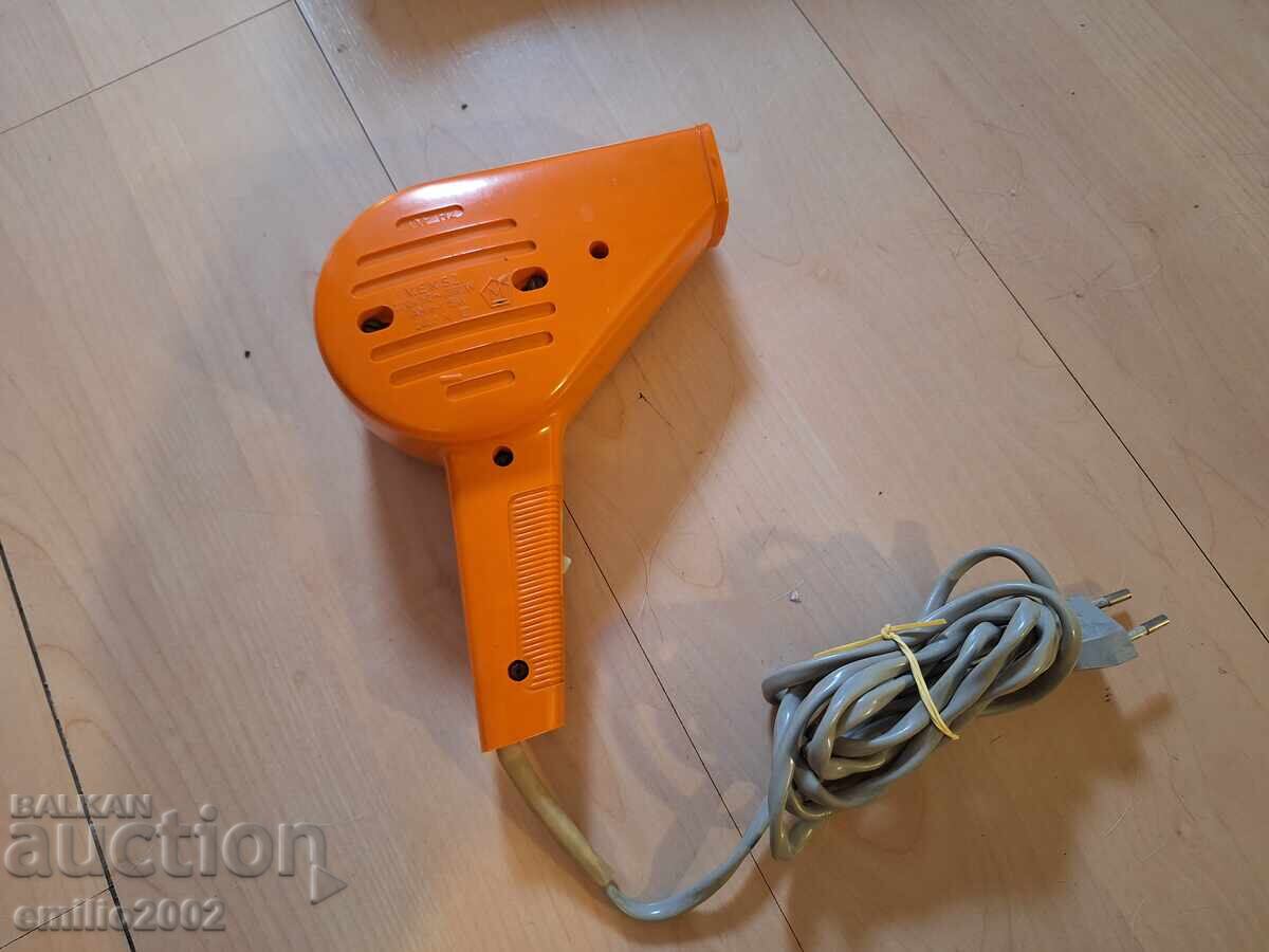 GDR Retro Social Dryer GDR Retro Social Dryer