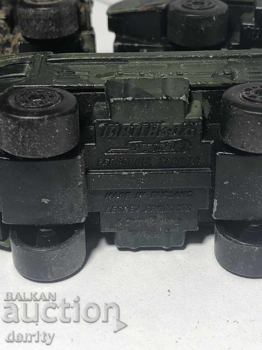 модели военни превозни средства бронетранспортьор Matchbox - 5