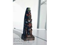 Statuetă din Peru pe stâlp totem