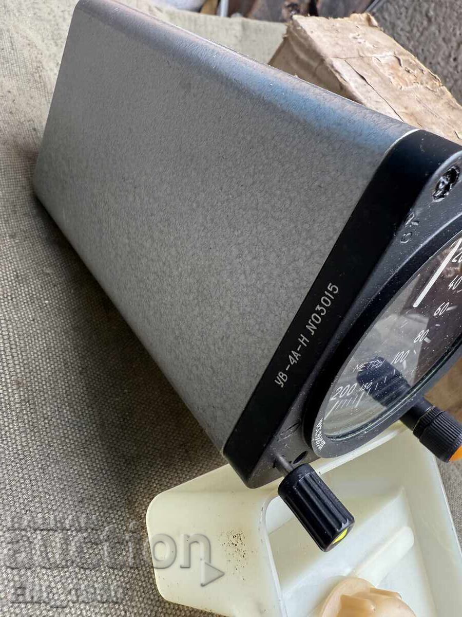 Auction  Helicopter Altimeter