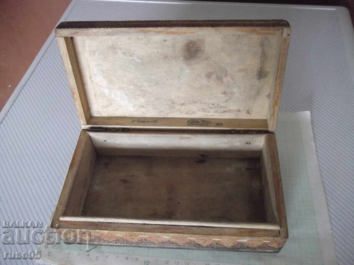 Wooden box pyrographied from the socialist era - 4 - 5 Wooden box pyrographied from the socialist era - 4 - 5