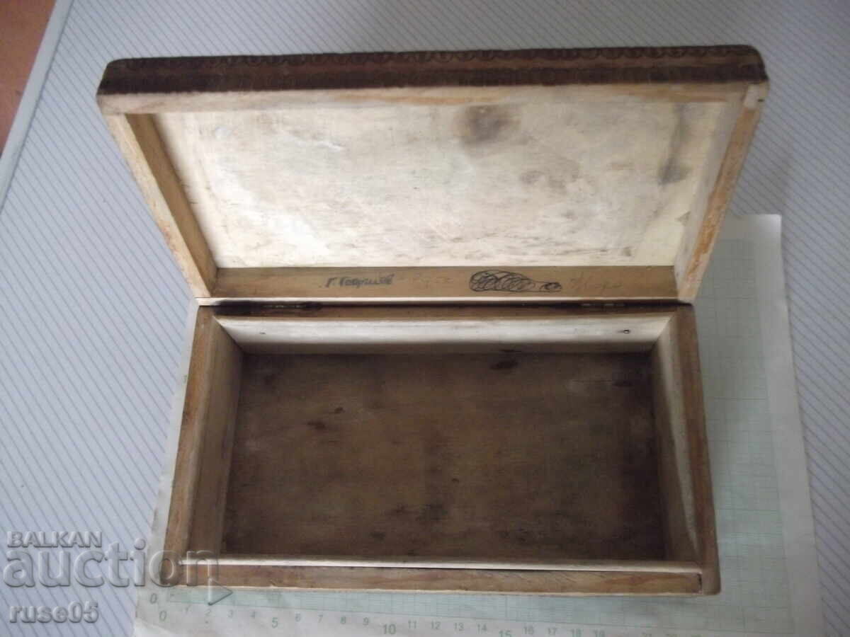 Wooden box pyrographied from the socialist era - 4 - 6 Wooden box pyrographied from the socialist era - 4 - 6