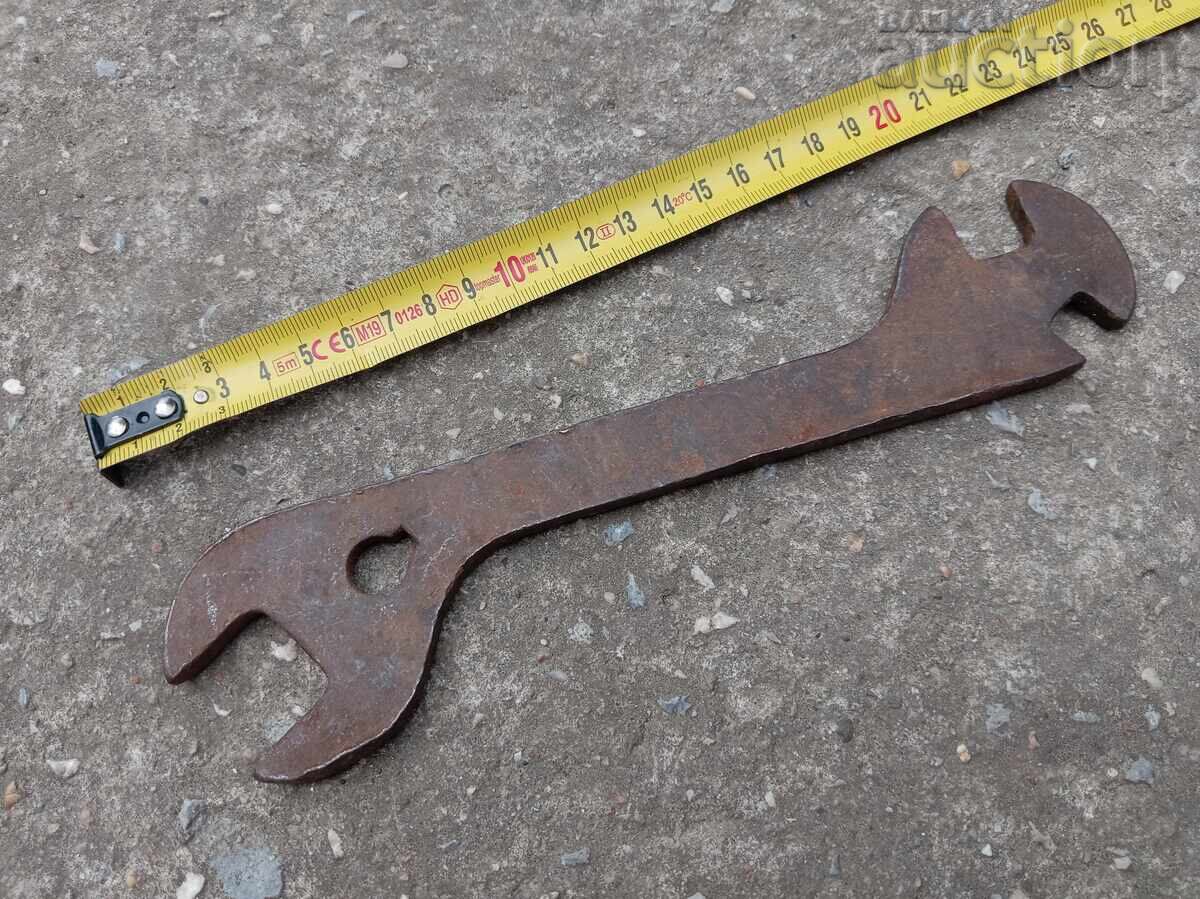 cheie primitivă antică secolul al XIX-lea