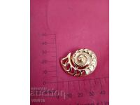 Antique brooch, clip-on earrings