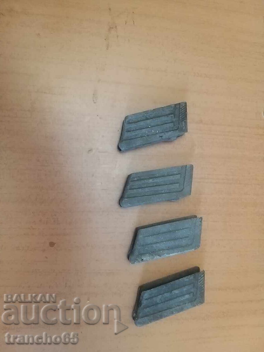 Пачка, пълнител, патронна тенекия за"Манлихер"М1888г..