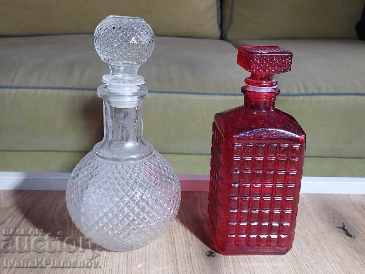 Carafe pentru cunoscători, două bucăți Carafe pentru cunoscători, două bucăți
