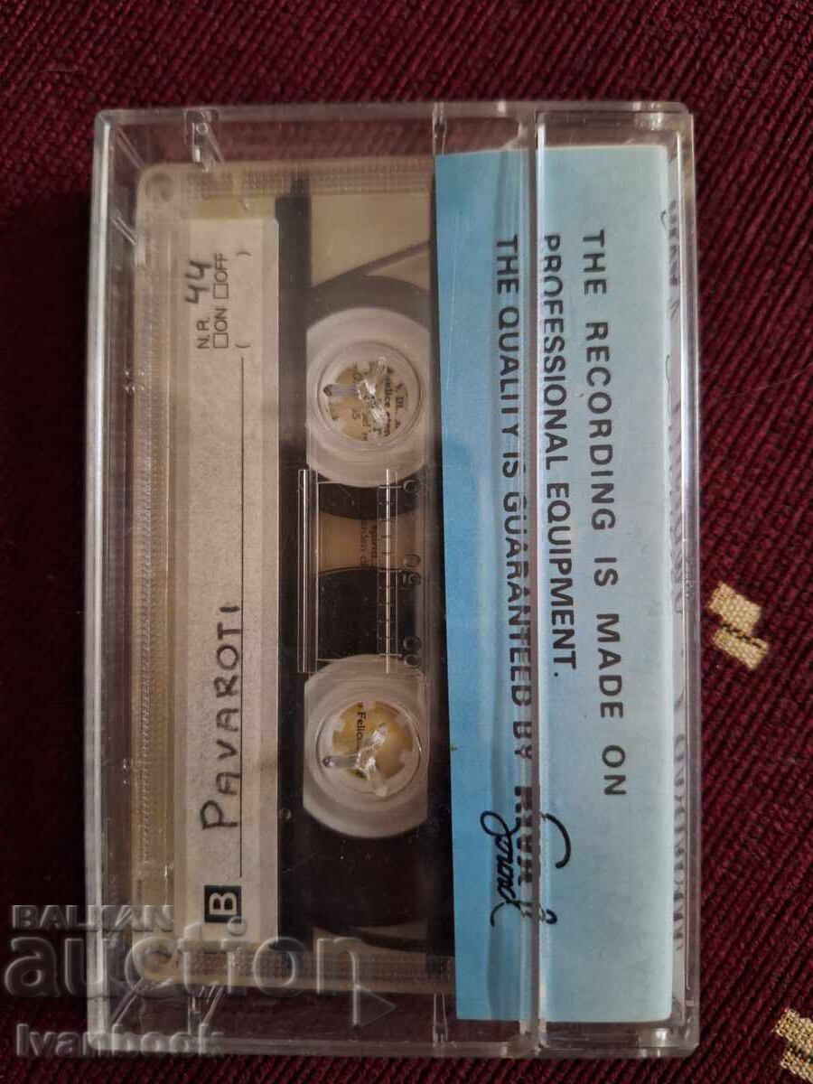 Auction  Audio Cassette - Luciano Pavarotti
