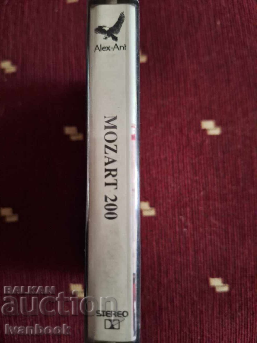 Аудио касета - Моцарт с цена 3.00 лв. | € 1.53 Аудио касета - Моцарт с цена 3.00 лв. | € 1.53