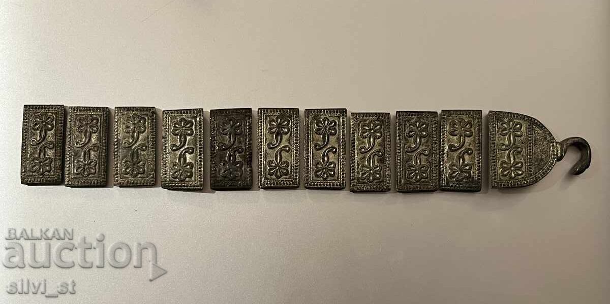 Ασημένια μέρη από αναγεννησιακή ζώνη