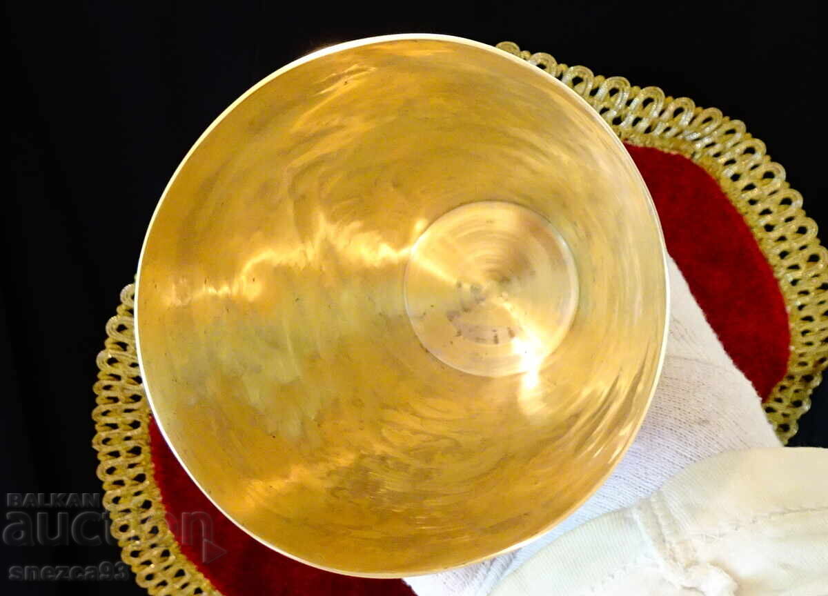 Licitație Cană veche de bronz pentru lapte bătut, halbă 1 l