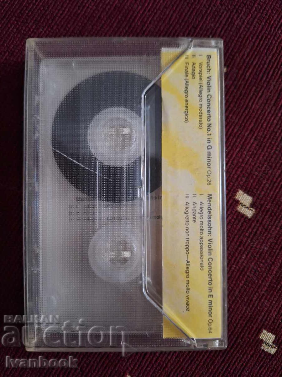 Δημοπρασία Αυτοκόλλητη ταινία ήχου - Νάιτζελ Κένεντι