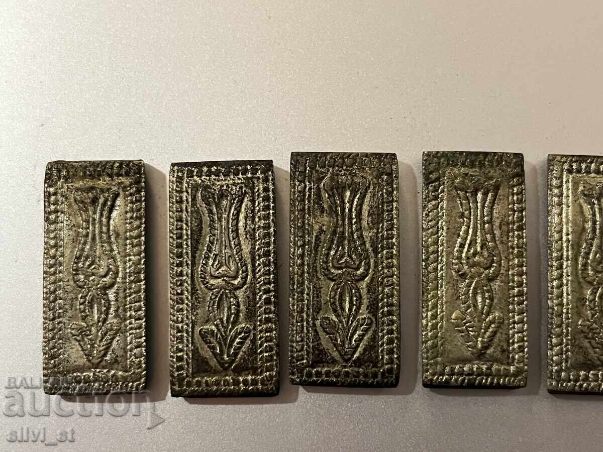 Δημοπρασία Ασημένια μέρη από αναγεννησιακή ζώνη