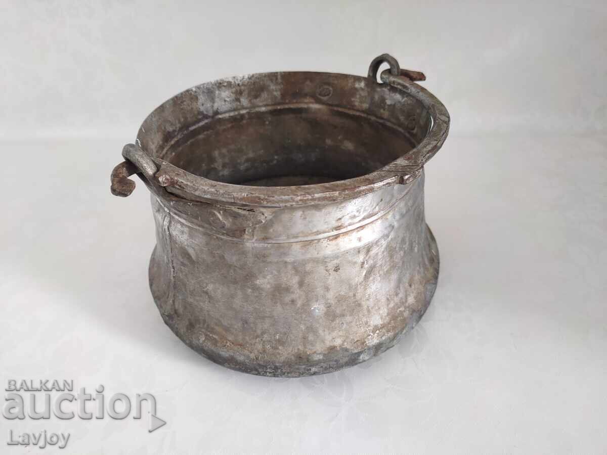 Παράδοση Παλιό πήλινο δοχείο μέλι (μεντσέ)