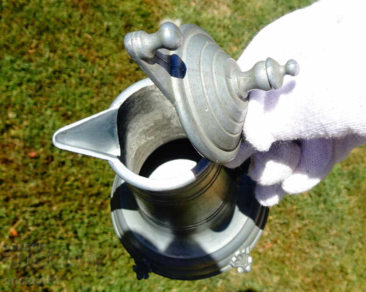 Аукцион Калаена кана с капак 200 мл.,средновековен дизайн.