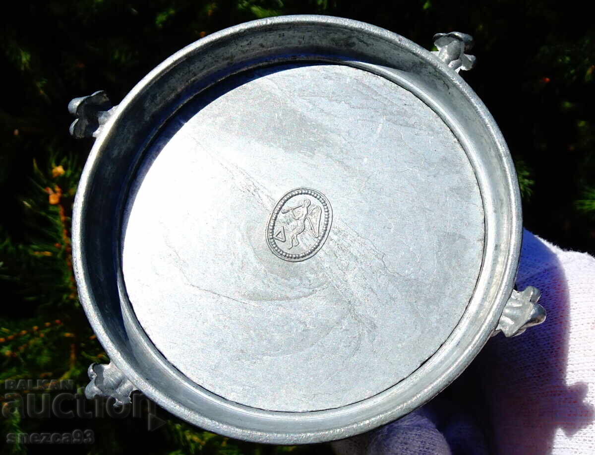 Калаена кана с капак 200 мл.,средновековен дизайн. - 6