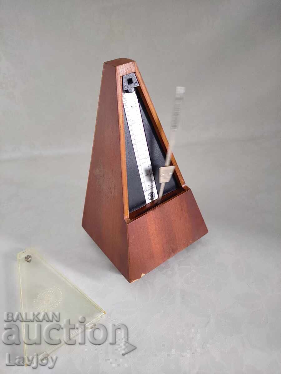 Παράδοση Ρετρό γερμανική συσκευή Μετρονόμος