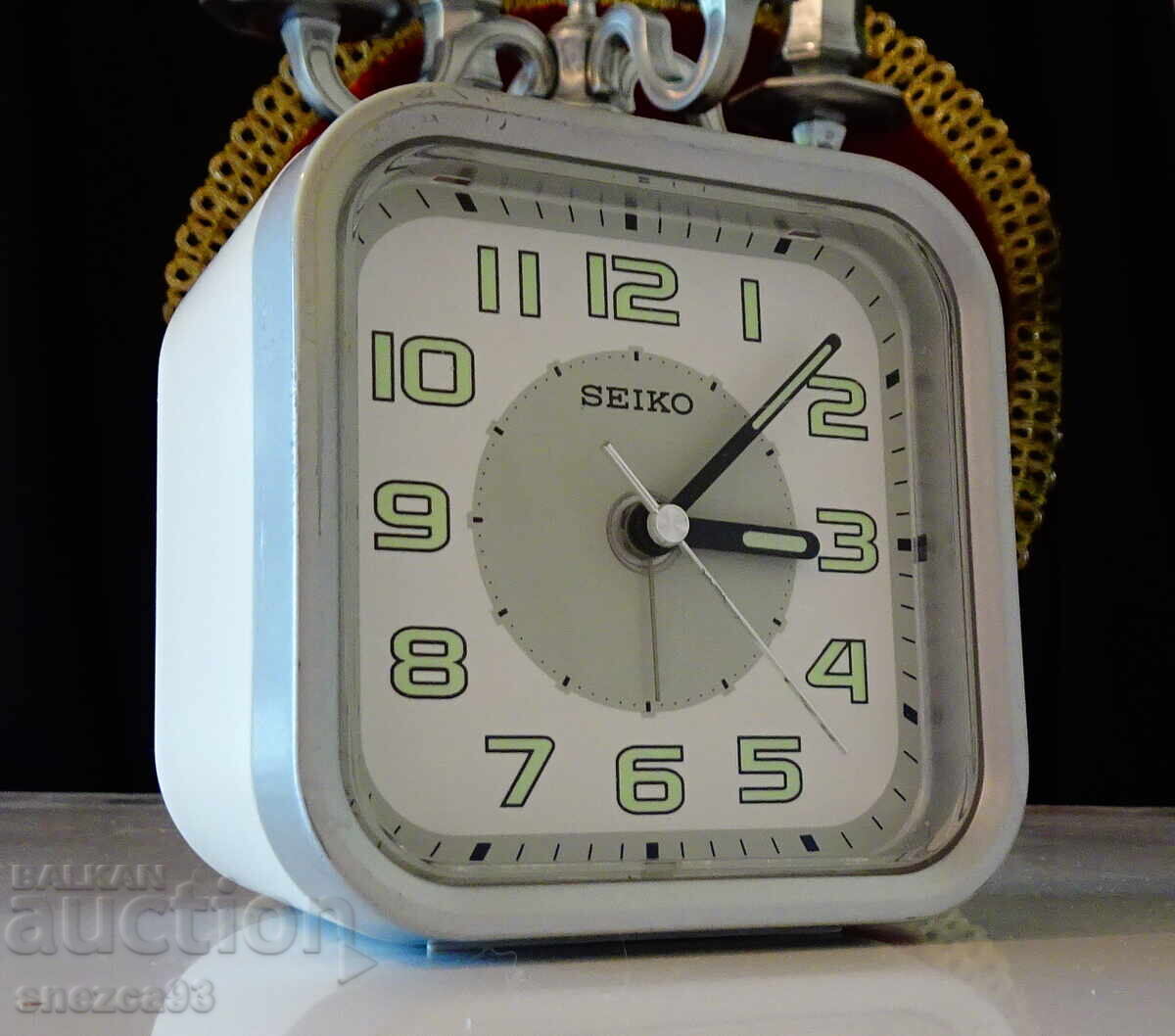 Настолен часовник,будилник Seiko.