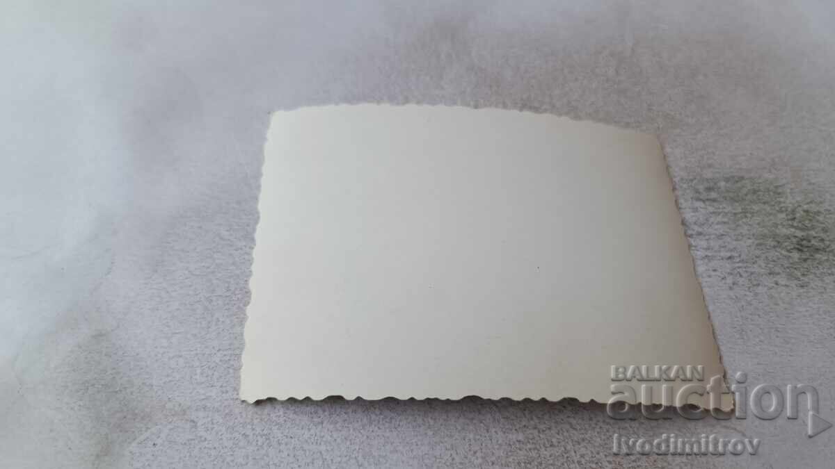 Снимка Малко момченце на плажа с цена 1.85 лв. | € 0.95