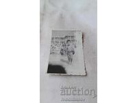 Снимка Малко момченце на плажа