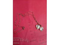 Αρχαίο κολιέ με μαργαριτάρι