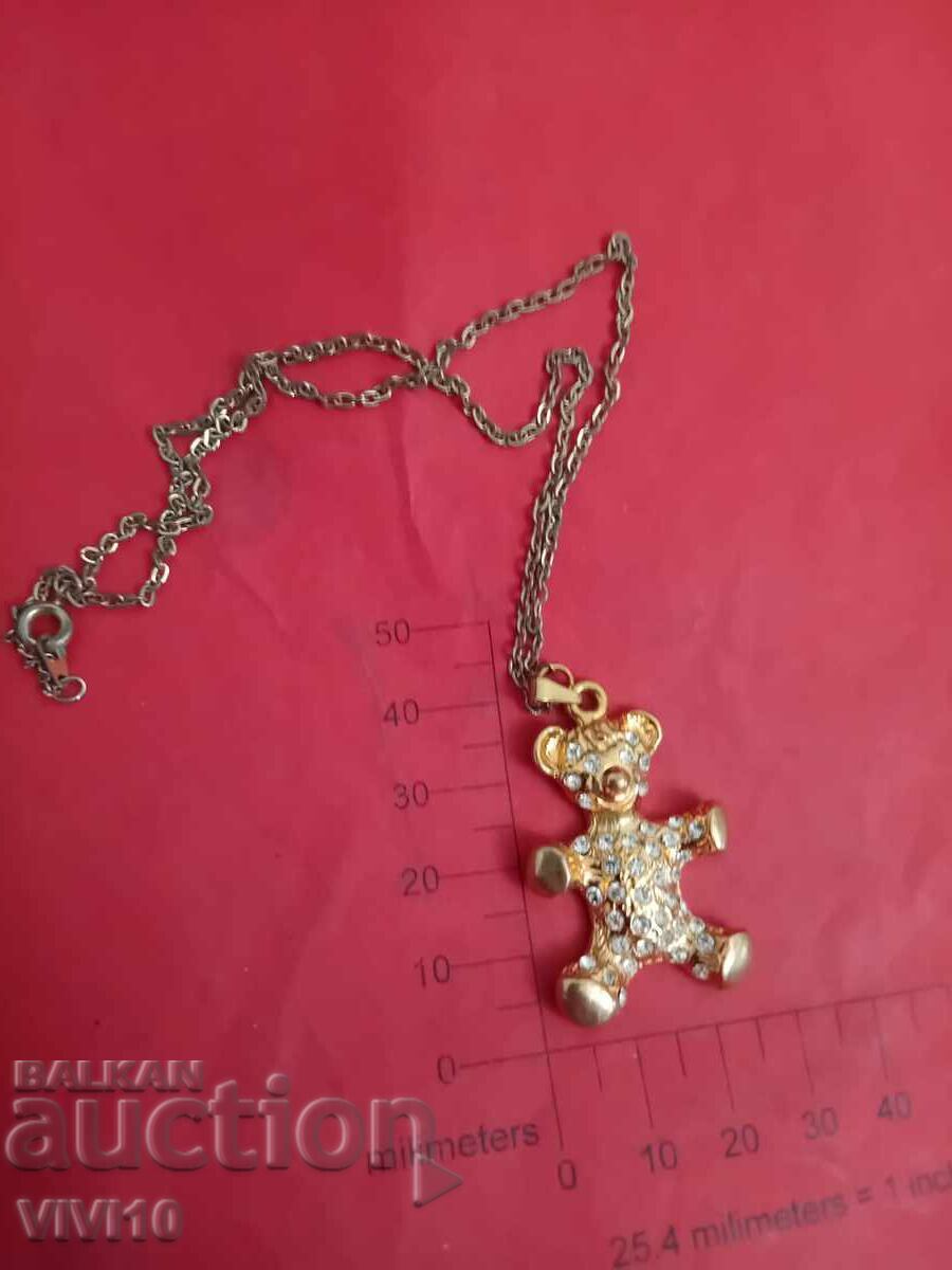 Αρχαίο κολιέ με πέτρες