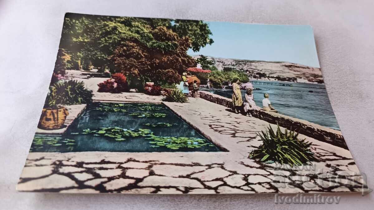 Пощенска картичка Балчик Кът от Двореца 1960 Пощенска картичка Балчик Кът от Двореца 1960