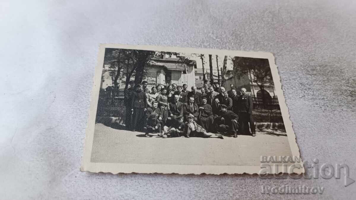 Φωτογραφία Σόφια Μαθητές και δάσκαλοι στο πάρκο 1938