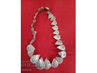 Αρχαίο κολιέ με μαργαριτάρι