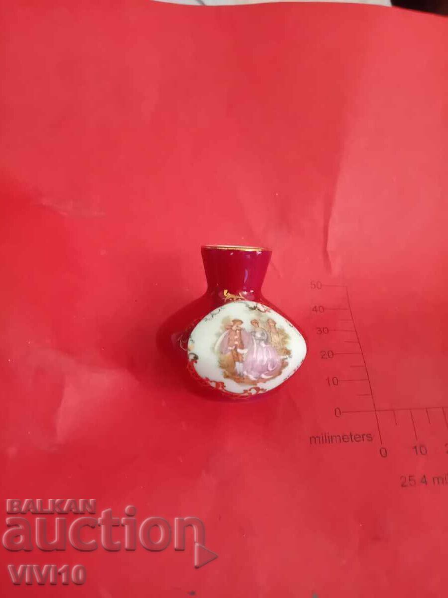 Miniatură, vaziță Limoges cu preț € 20.00 | 39.12 BGN