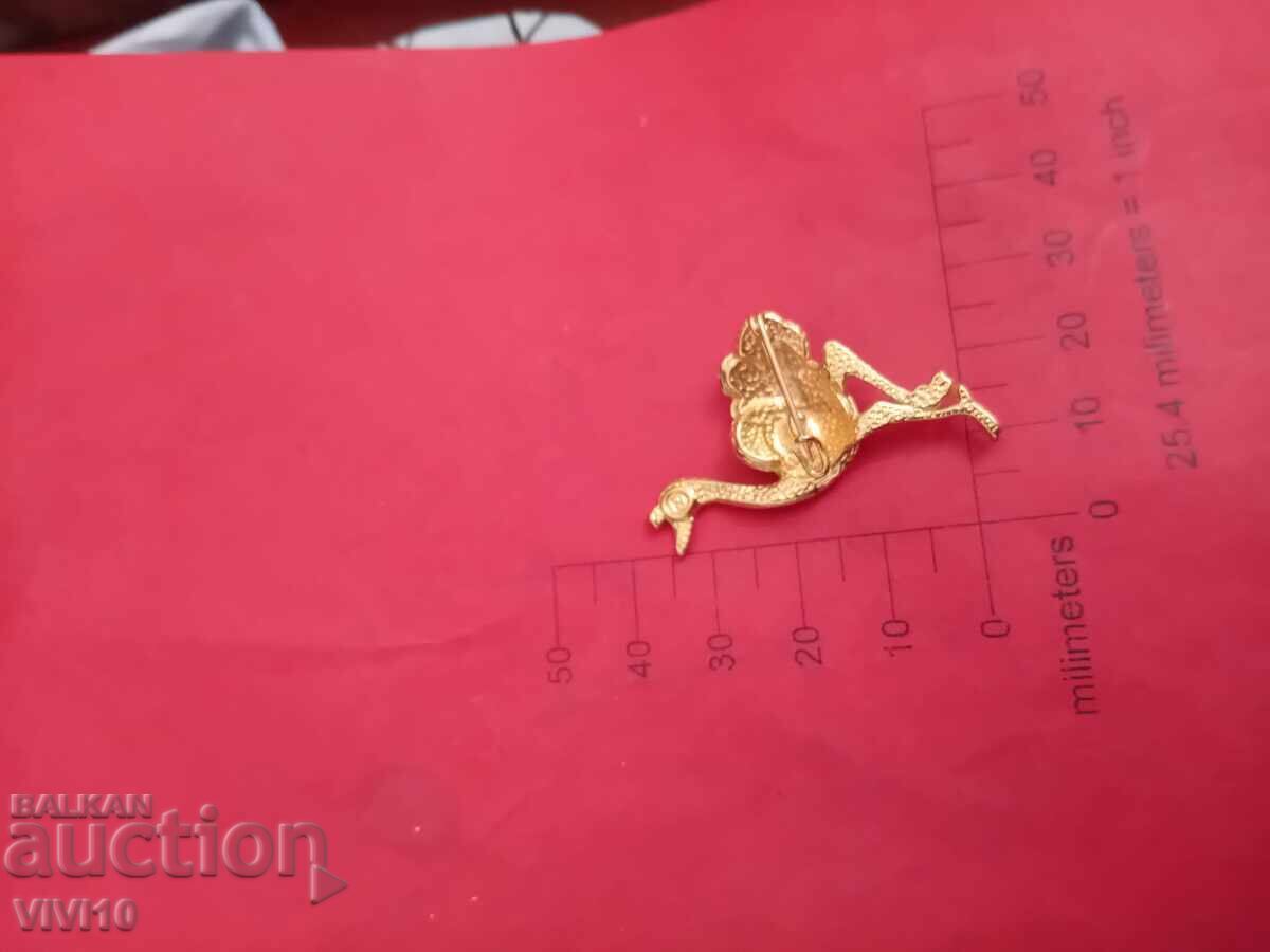 Broșă veche email cu preț 20.00 BGN | € 10.23 Broșă veche email cu preț 20.00 BGN | € 10.23