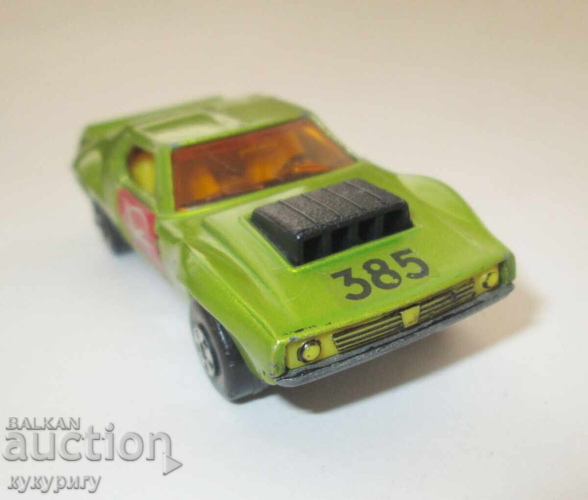 Old metal AMX Javelin Matchbox Superfast No. 9 car - 6