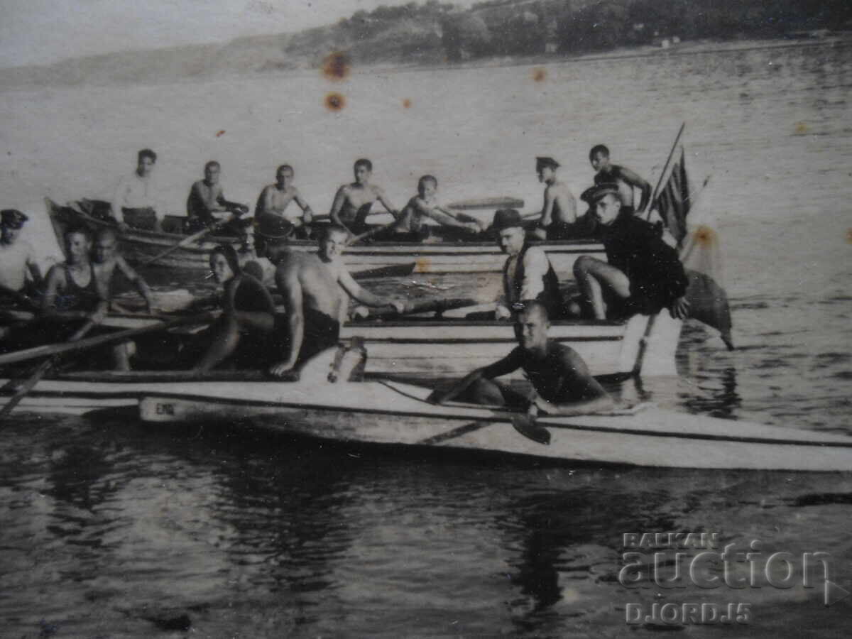 Аукцион Стара снимка, На пътъ за Слънотрънъ