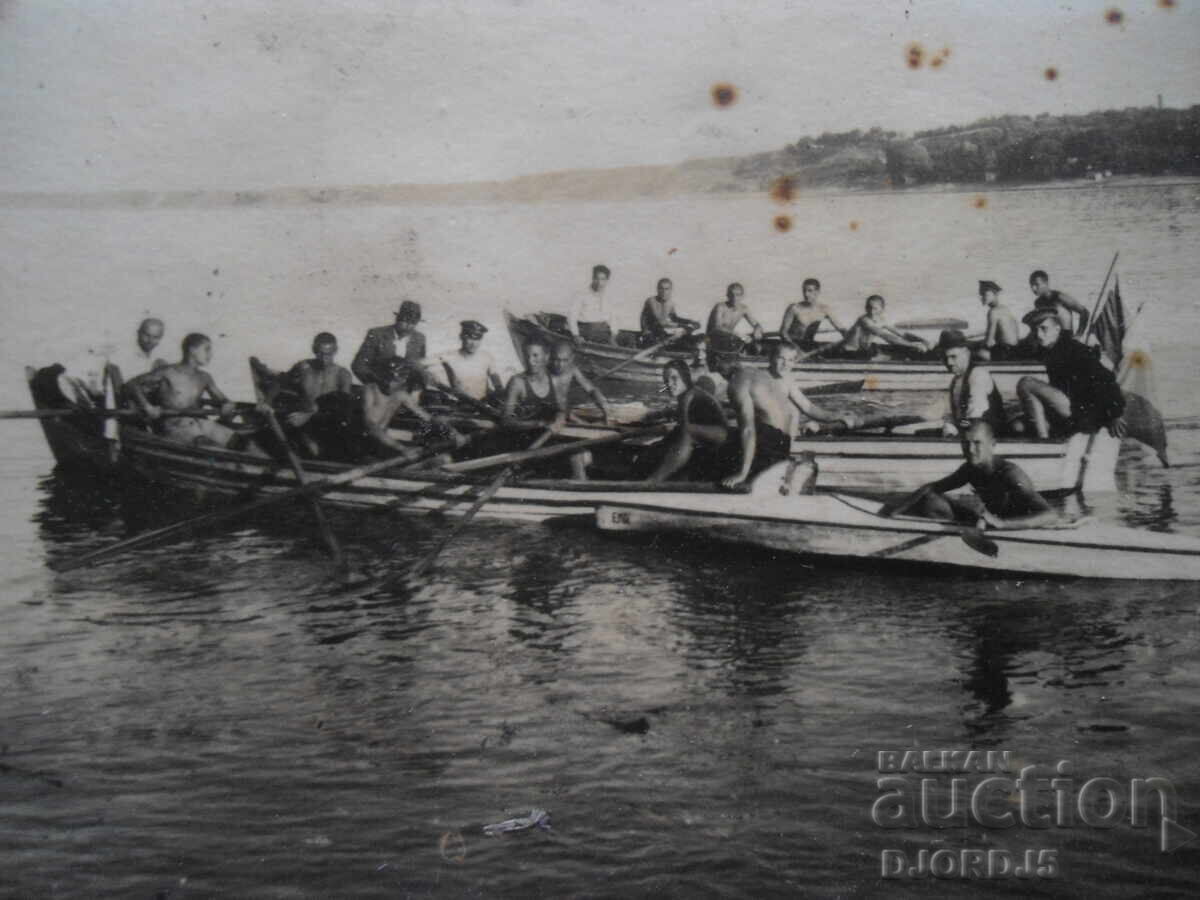 Стара снимка, На пътъ за Слънотрънъ