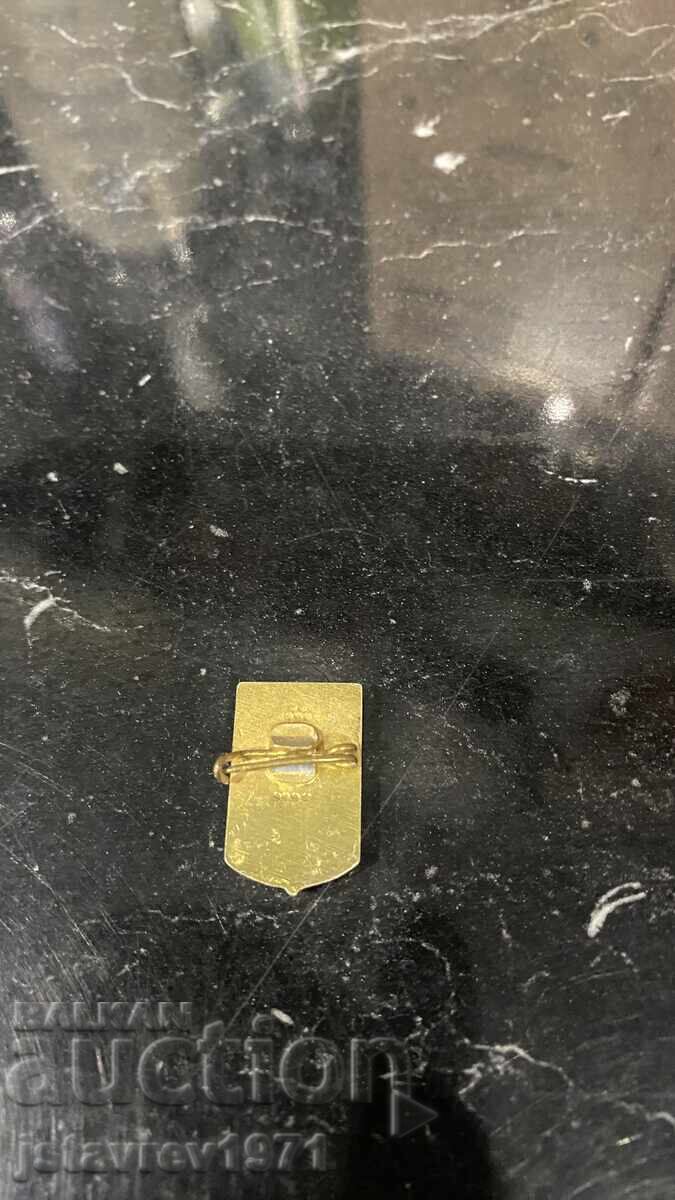 Значка ЦСКА с цена 10.00 лв. | € 5.11