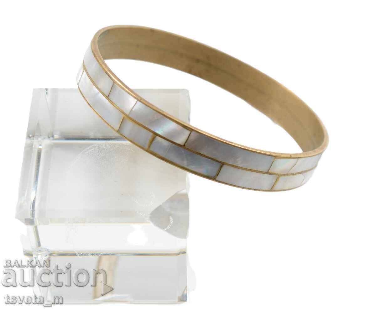 Auction  Vintage bracelet with ornaments and mother-of-pearl jewelry vintage bracelet