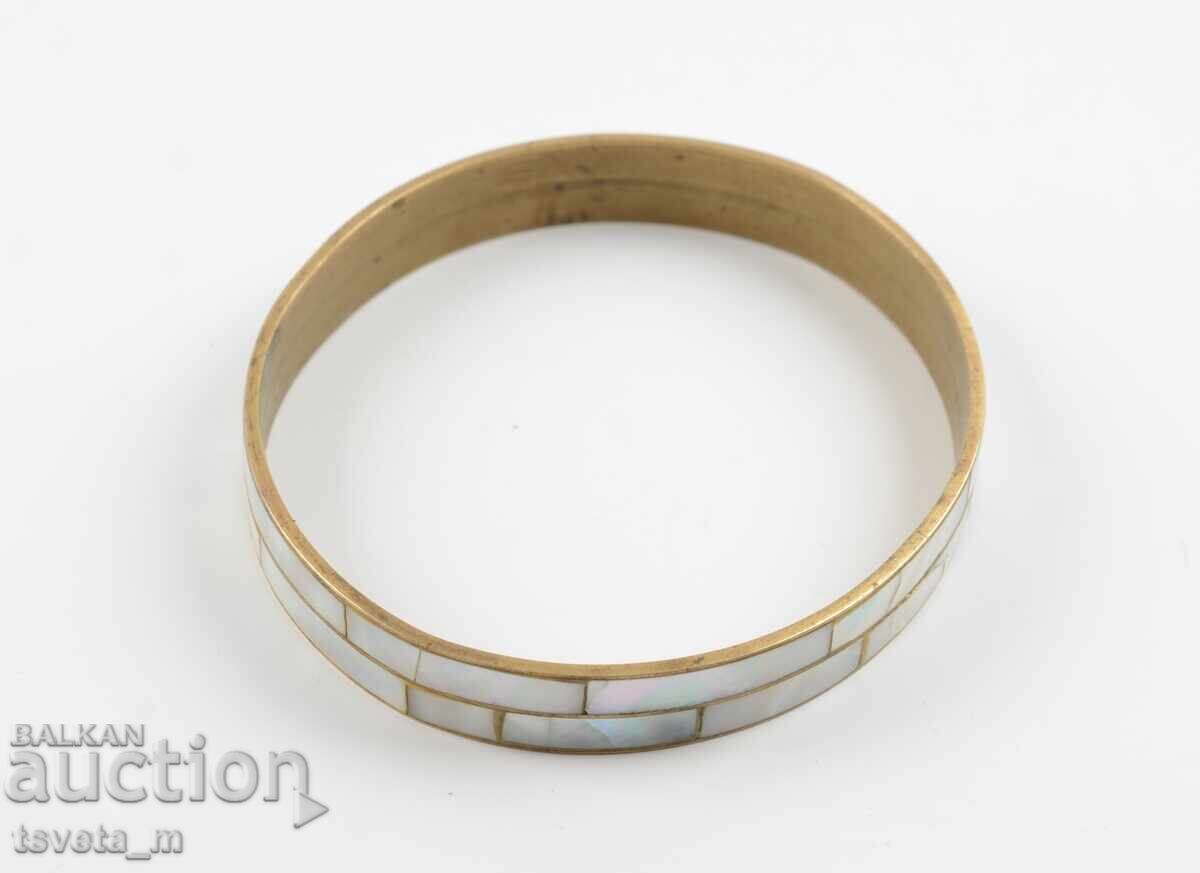 Vintage bracelet with ornaments and mother-of-pearl jewelry vintage bracelet